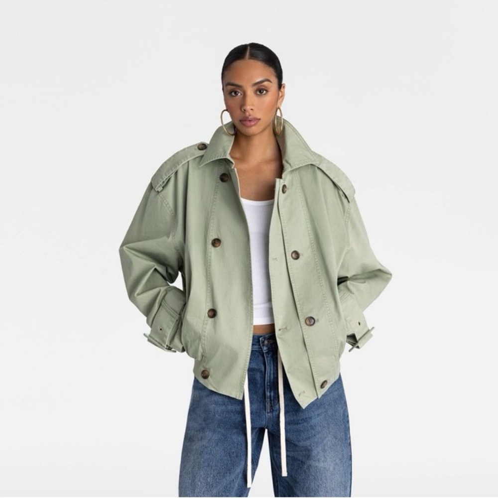 Stylish Women's Utility Jacket in Light Green